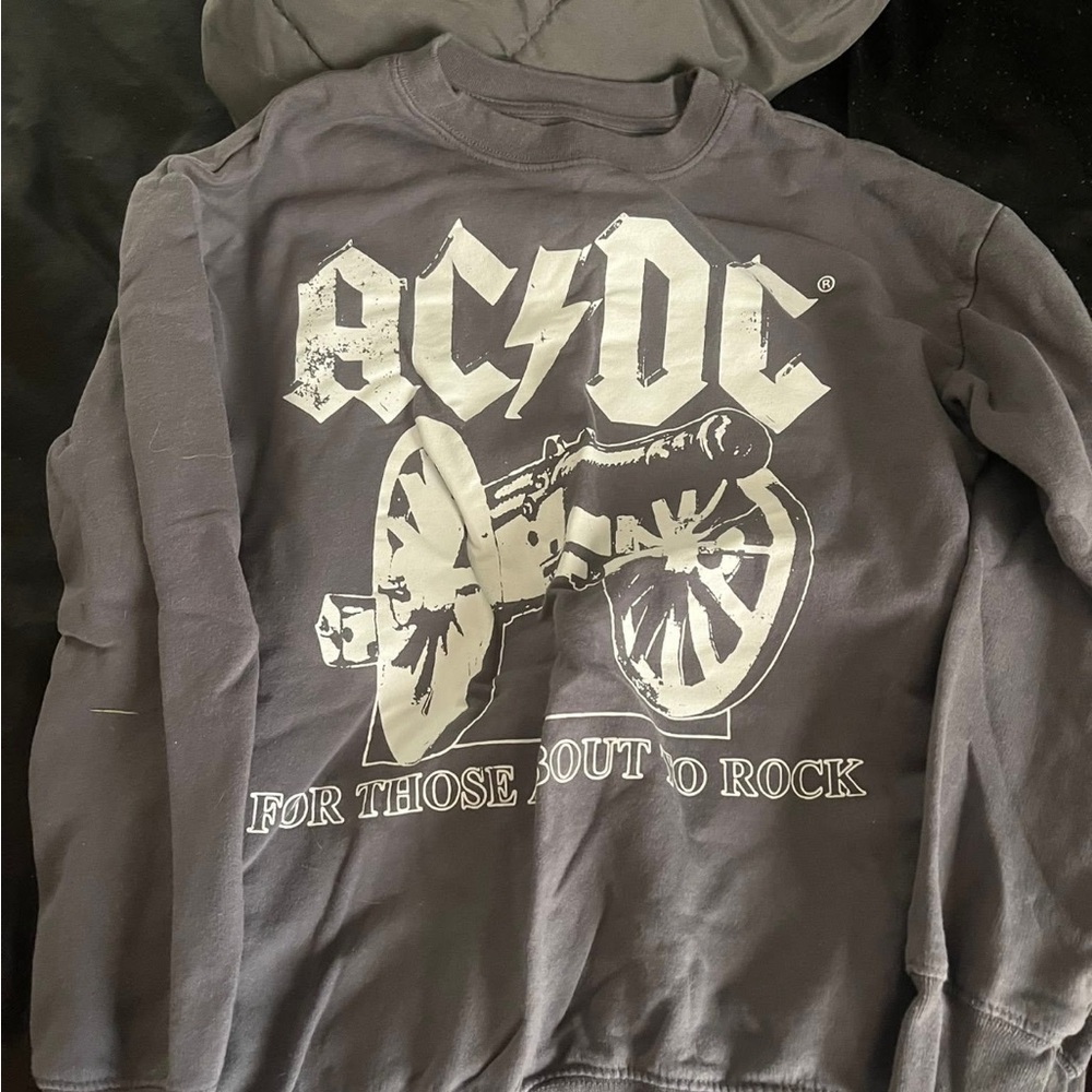 Kohl's Gray ACDC Graphic Sweatshirt